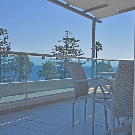 Ξενοδοχείο με διαμερίσματα Bristol Sea View Appartments 2*