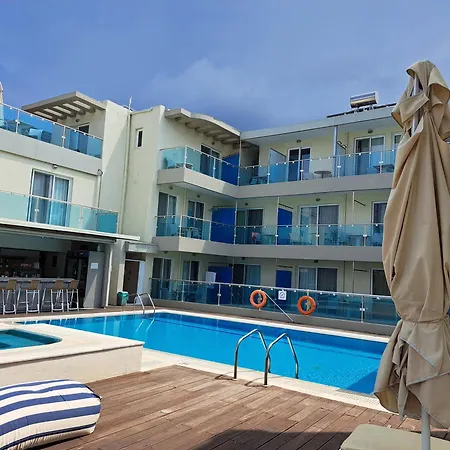 Ξενοδοχείο με διαμερίσματα Bristol Sea View Appartments