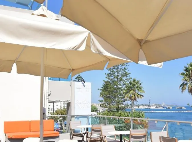 Aparthotel Bristol Sea View 2*