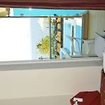 布里斯托海景公寓式酒店