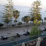布里斯托海景公寓式酒店