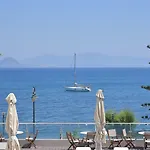 布里斯托海景公寓式酒店 2* 科斯镇