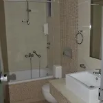 布里斯托海景公寓式酒店 科斯镇