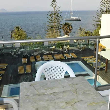 Bristol Sea View 아파트호텔