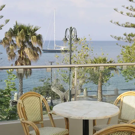 Aparthotel Bristol Sea View 2*