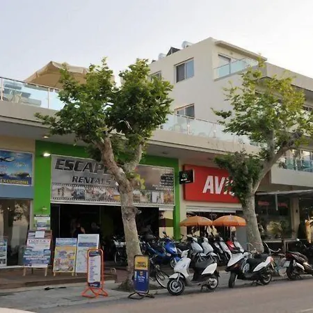 Bristol Sea View 2*