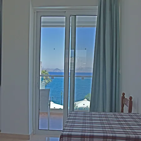 Bristol Sea View 아파트호텔