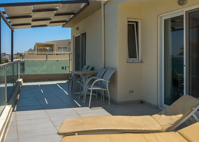 Bristol Sea View Apart-hotel