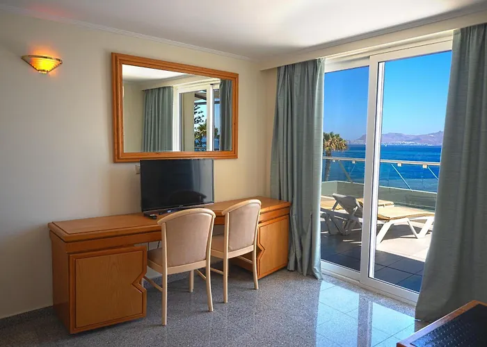 Bristol Sea View Apart-hotel Cós