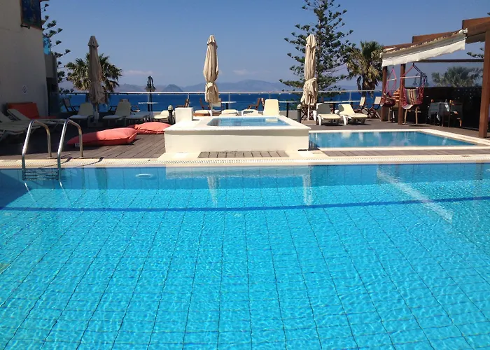 Apart-hotel Bristol Sea View 2*