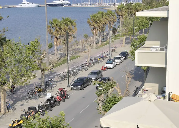 Apart-hotel Bristol Sea View