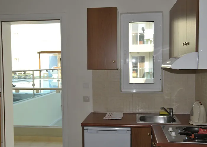 Apart-hotel Bristol Sea View 2*