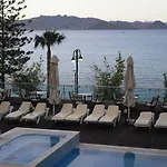 아파트호텔 Bristol Sea View 코스 타운