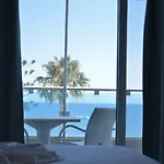 Bristol Sea View 아파트호텔