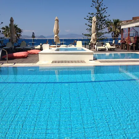 Apartmanhotel Bristol Sea View 2*